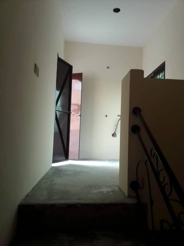 10 Marla Single Unit Used Good Location And Condition House For Sale 12