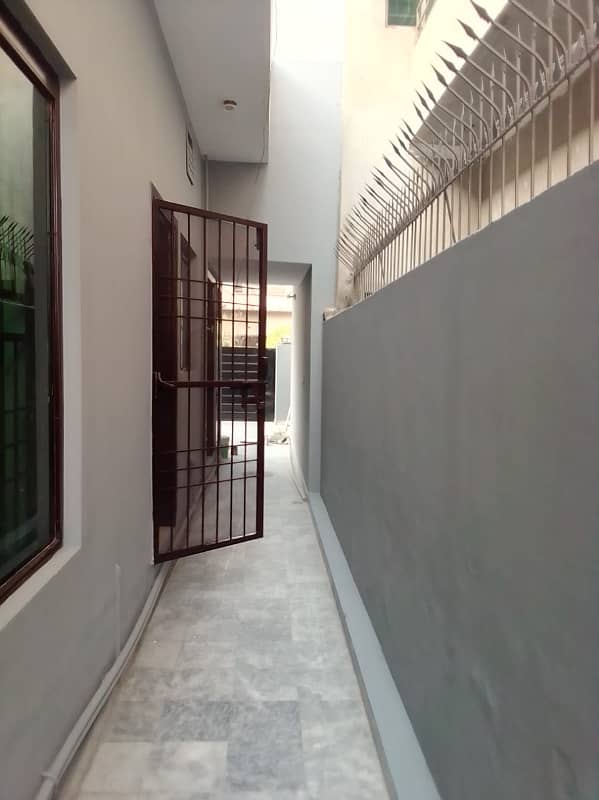 10 Marla Single Unit Used Good Location And Condition House For Sale 13
