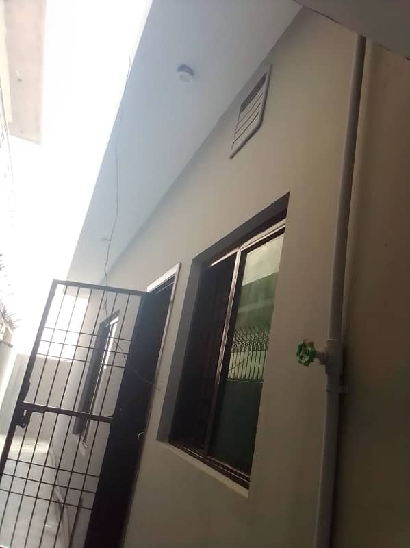 10 Marla Single Unit Used Good Location And Condition House For Sale 18