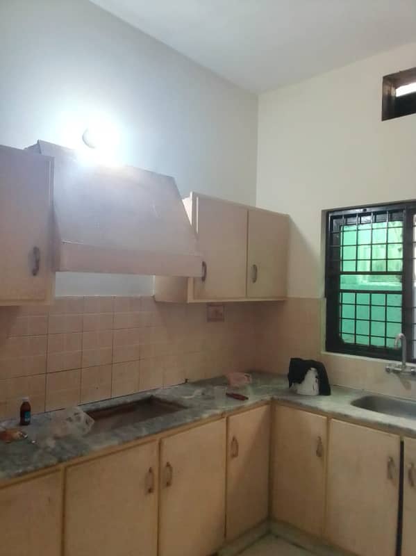 10 Marla Single Unit Used Good Location And Condition House For Sale 29