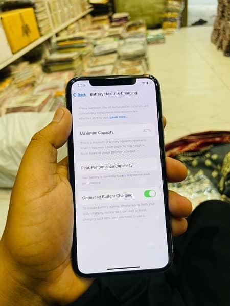 iphone xs 256 Gb Pta approved 4