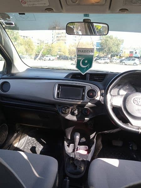 Toyota Vitz 2011/2016 Islamabad No 4
