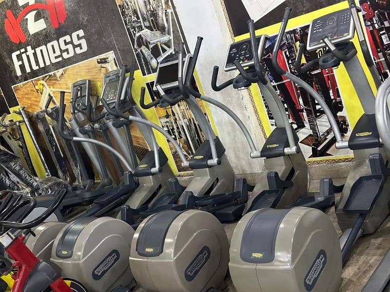 Commercial Treadmills / Running Machine / Eleptical / cycles 2