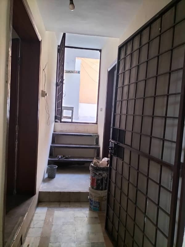 10 Marla Portion For Rent In Judicial Colony 13