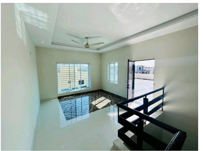 10 Marla Corner House for sale in Canal Garden 8
