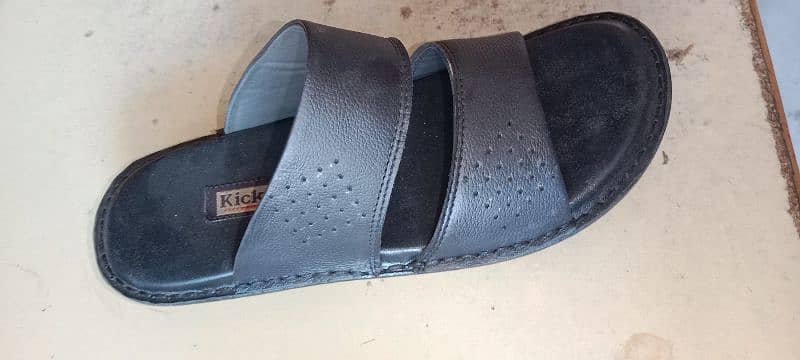 Quality shoes branded 1