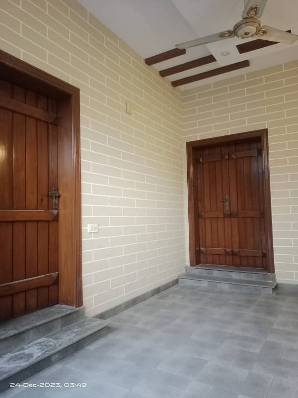 Gorgeous 5 Marla House For sale Available In Aamir Town 5