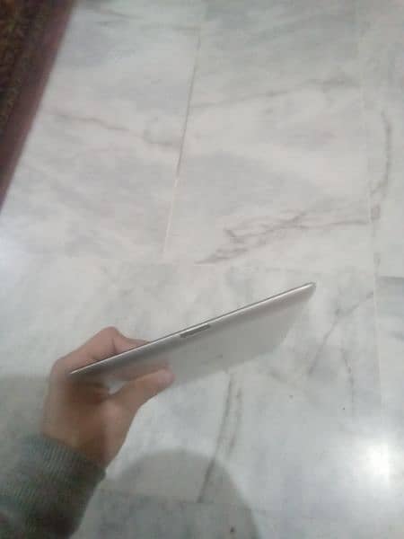 Ipad 2 mint color 16GB Best for kids 2