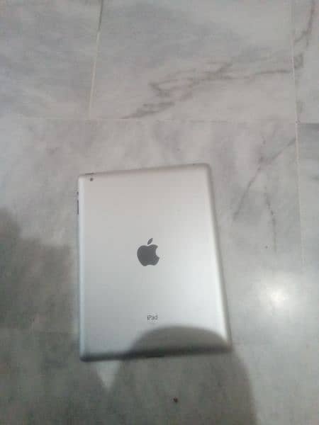 Ipad 2 mint color 16GB Best for kids 5