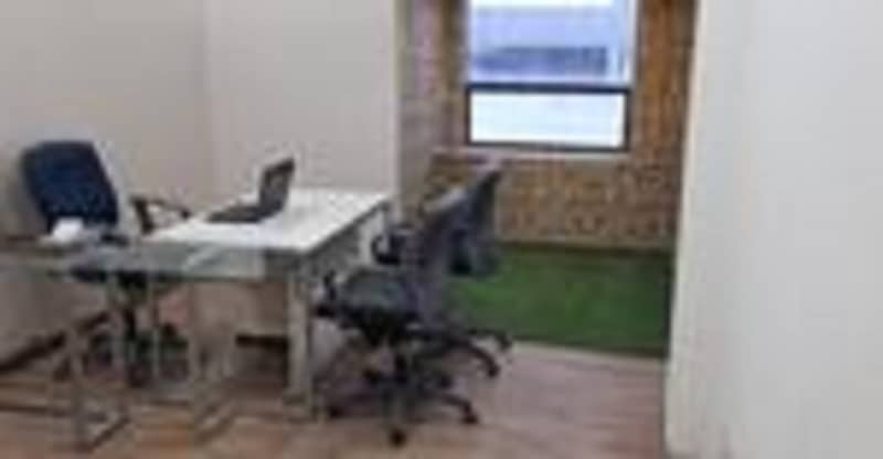 275SQFT FURNISHED OFFICE FOR RENT ON 4TH FLOOR AL-HAFEEZ TOWER, MM ALAM ROAD LAHORE 3