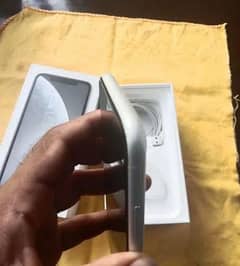 iphone XR 256 GB PTA approved My WhatsApp number 03001868066
