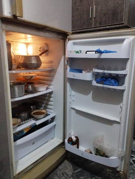 bilkul good condition me h fridge 2