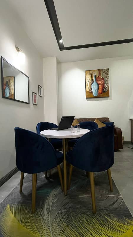 Par day furnished apartments available 2
