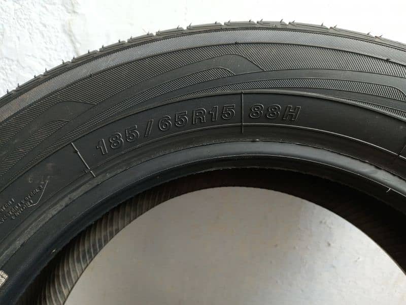 15 size Branded Tyres for sales 4