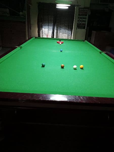 Snooker Tables and Billiards Table with black سلیت and steel borders. 0