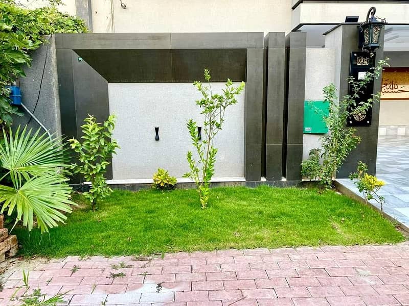 10 Marla House Available For Rent In Jasmine Block Sector C Bahria Town 21