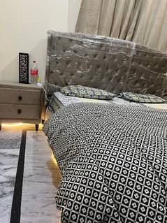 King Size Bed, Side Table, Dressing & Matters For Sale