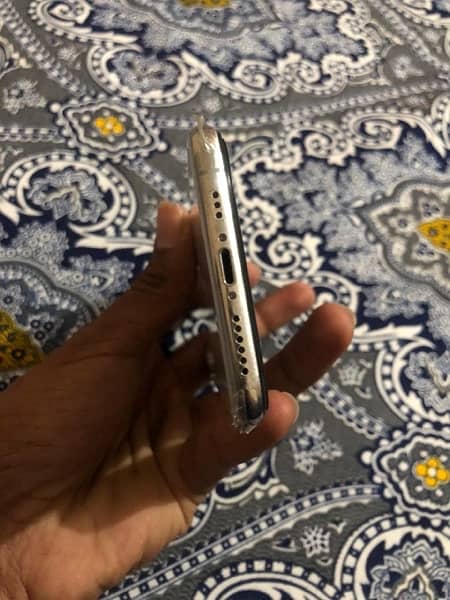 iPhone XS non pta 4