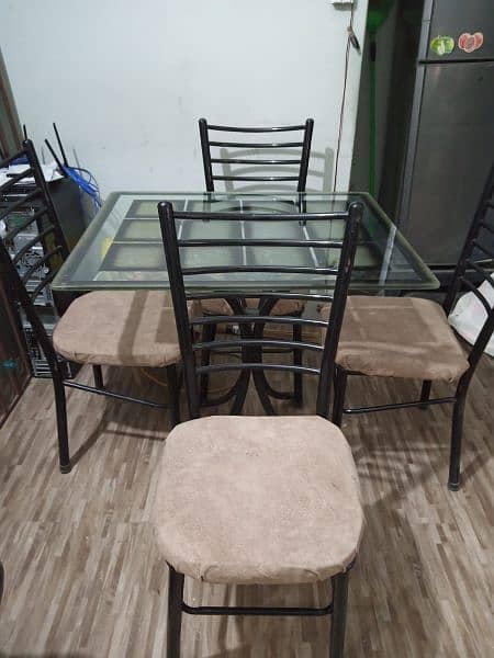 4seater dinning table 1