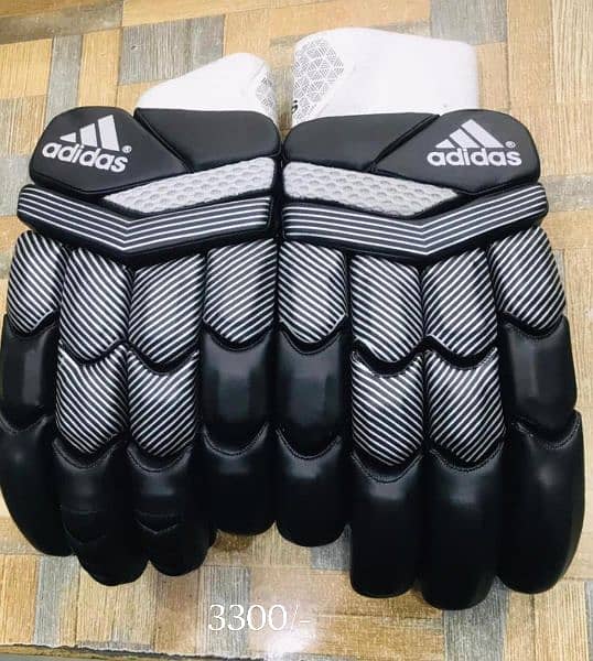 cricket gloves 0