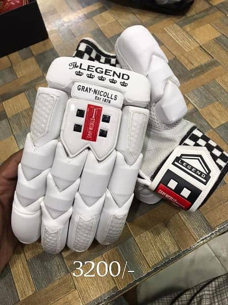 cricket gloves 17