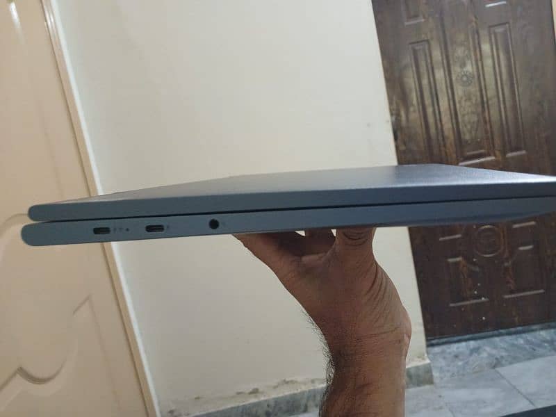 Lenovo Yoga 7i x360 | Mint Condition 2