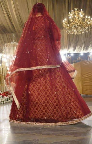 Bridal lehnga / Wedding dress / Barat dress / Bridal dress for sale 3