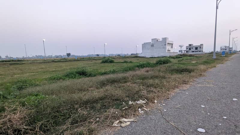 10 Marla Plot For Sale Block-Z5 In DHA Phase 8 IVY Green 4