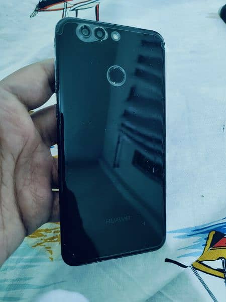 Huawei nova 2 plus 4/128 dual approved 2