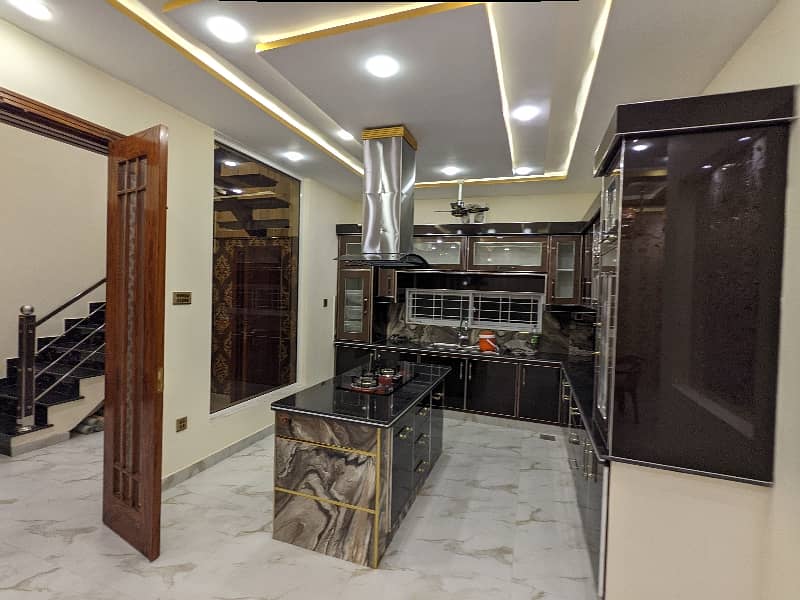 10 Marla Brand New Luxury Modern Stylish Latest Triple Storey Vip House Available For Sale In Wapda Town Lahore By Fast Property Services With Original Pics Of This House 6