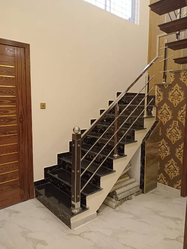 10 Marla Brand New Luxury Modern Stylish Latest Triple Storey Vip House Available For Sale In Wapda Town Lahore By Fast Property Services With Original Pics Of This House 23