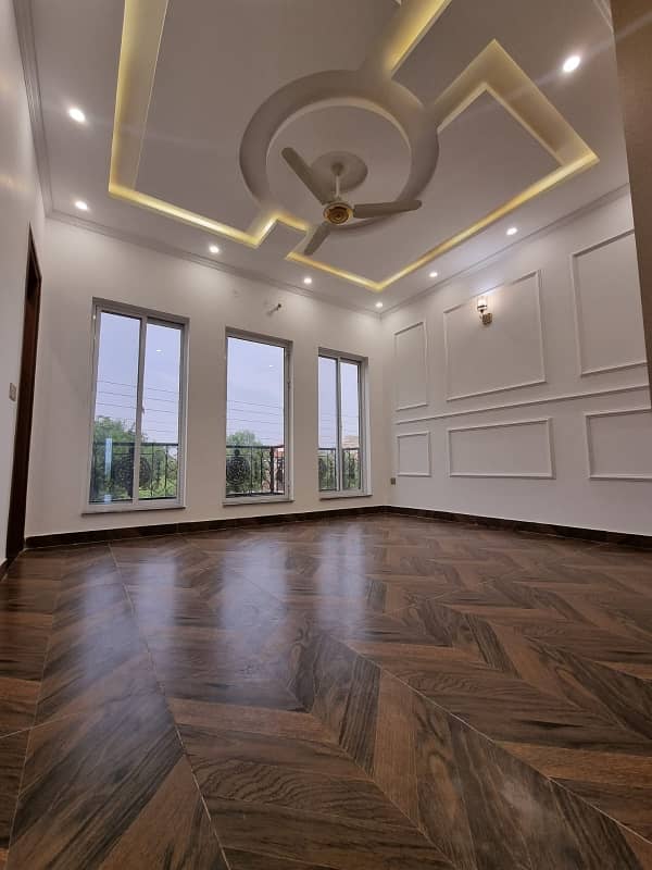 10 Marla Brand New Luxury Modern Stylish Latest Triple Storey Vip House Available For Sale In Wapda Town Lahore By Fast Property Services With Original Pics Of This House 31