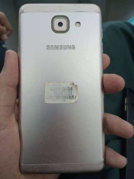Samsung j7 max 4/ 32 2