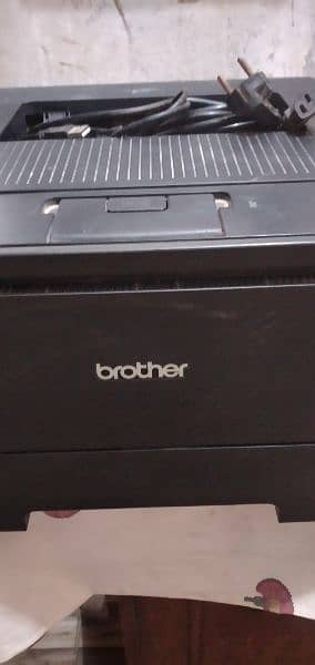 lazer printer (Brother Company/Model:HL-54500N)  (10/09) 1