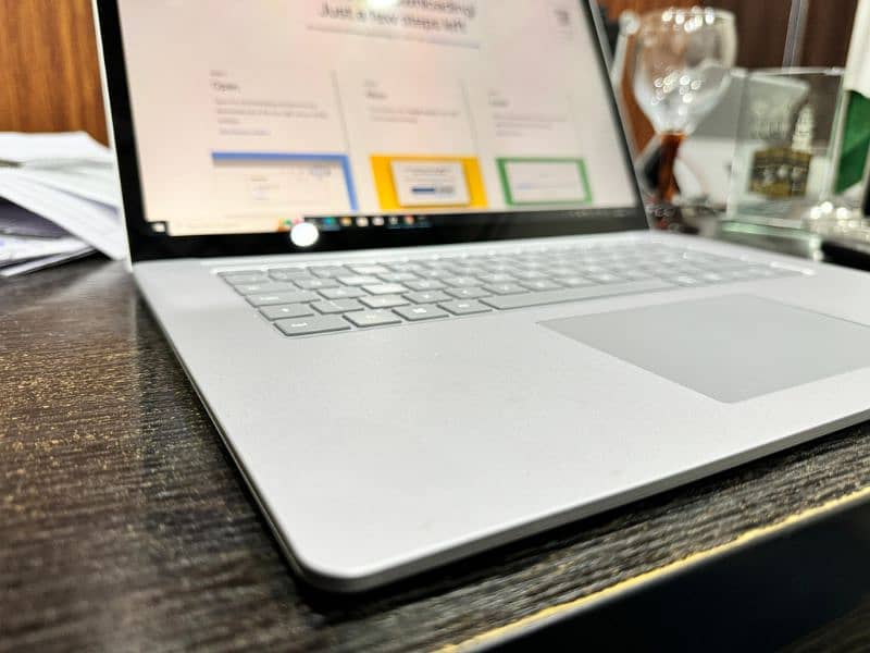 Microsoft Surface laptop 3 15inch 4