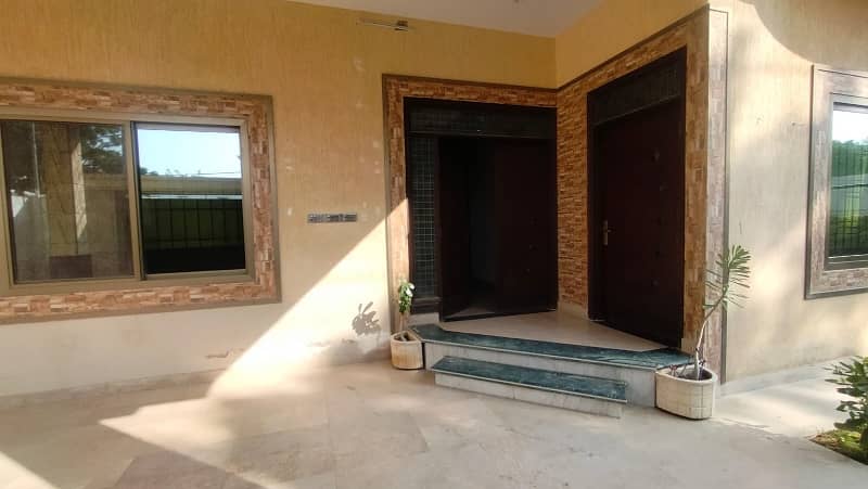 Saadi Town 400 SQ YD House For Sale 8