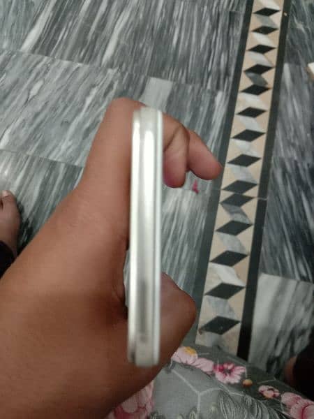 Oppo a57 10/10 condition kit only 7