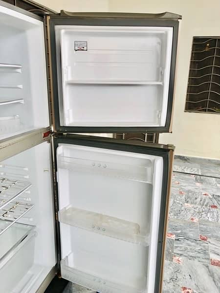 Haier Refrigerator 100 percent Working 1