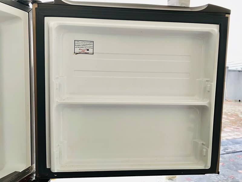 Haier Refrigerator 100 percent Working 4