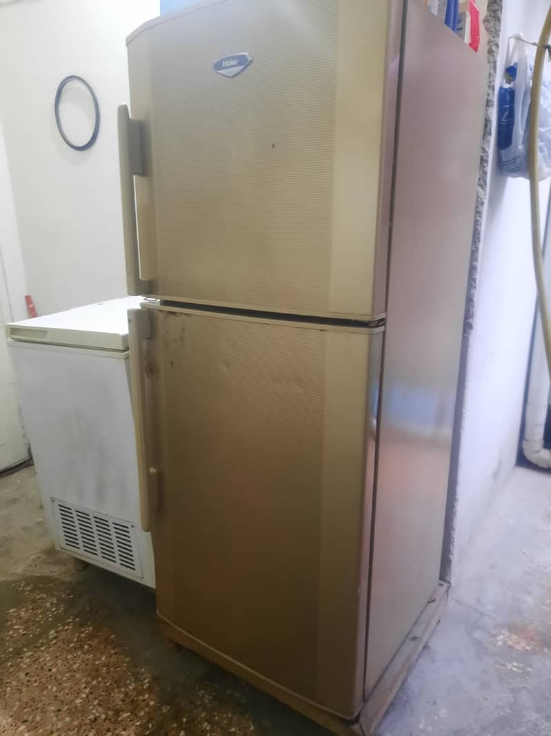 Haier full size refrigerator 0
