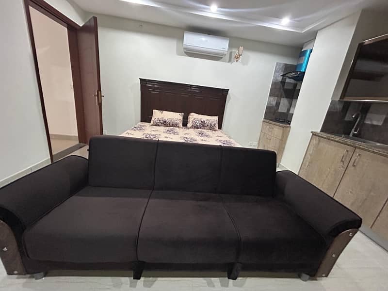 STUDIO LUXURY APPARTMENT furnished AVAILBLE FOR RENT AT GULBERG GREEEN ISLAMABAD 1
