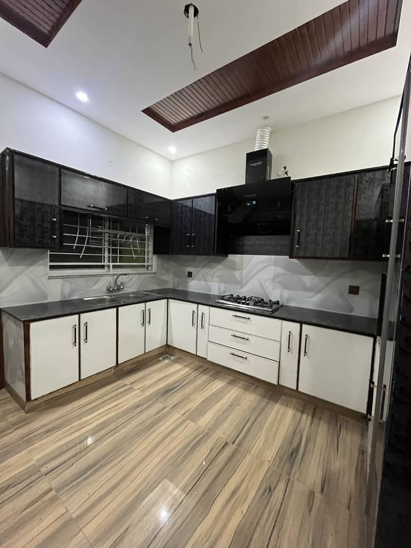 10m Residential Upper Portion For Rent 4