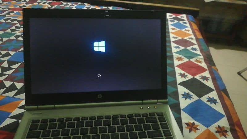 Hp Laptop (Urgent Sale) 03061186839 3