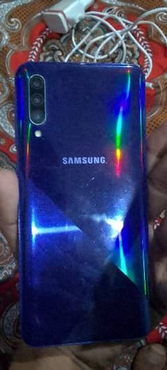 Samsung a30s.  (exchange possible)