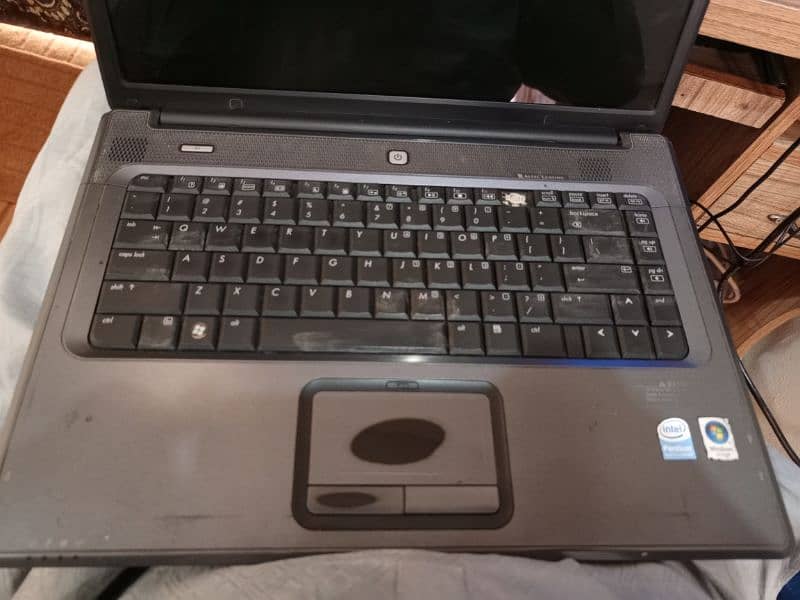 Compaq Laptop Core 2 duo 0