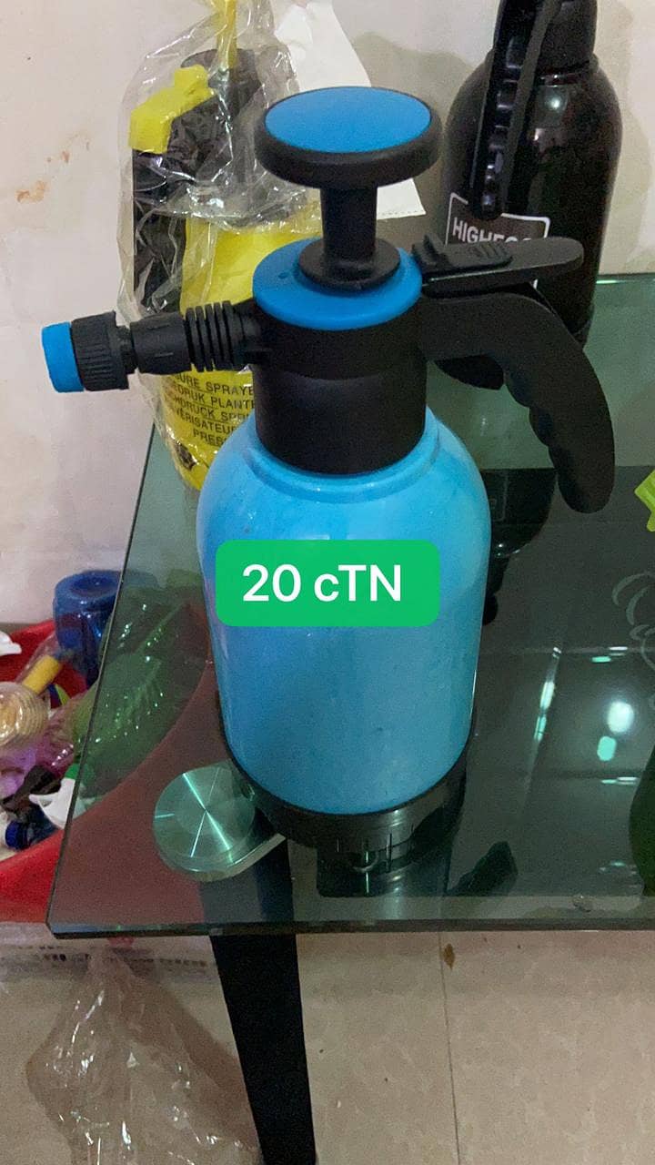 spray bottles Water Spray Pressure Spray Bottle / garden spay botteles 3