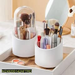 Rotate able makeup brushes organizer