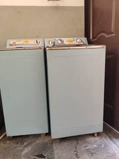 washing and dryer machines good condition