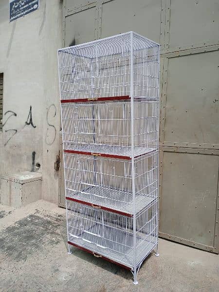 Perfect cages for your lovebirds 0 334 0429529 8