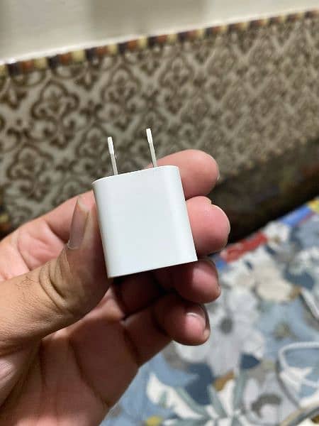 iphone charger  A plus condition 10 by10 used iphone 6 to 15 pro max 5